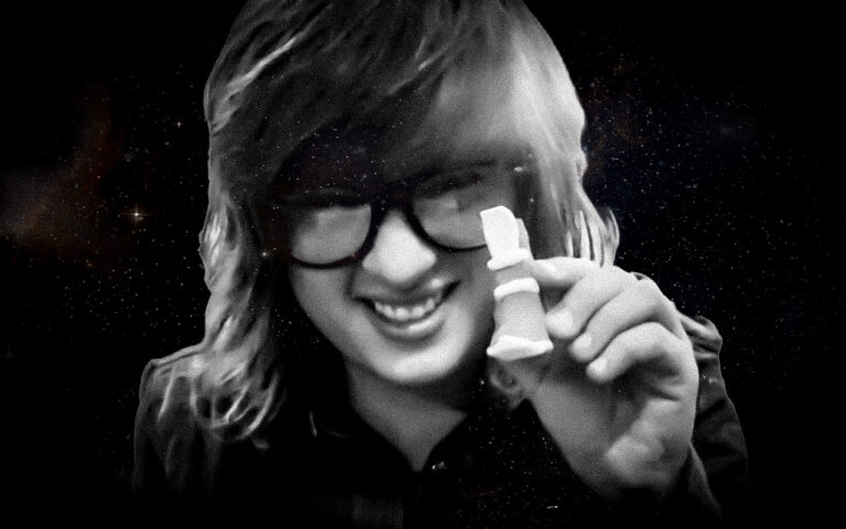 Foto de Jogadores do Planeta Insano, um jogo de tabuleiro com massinha.